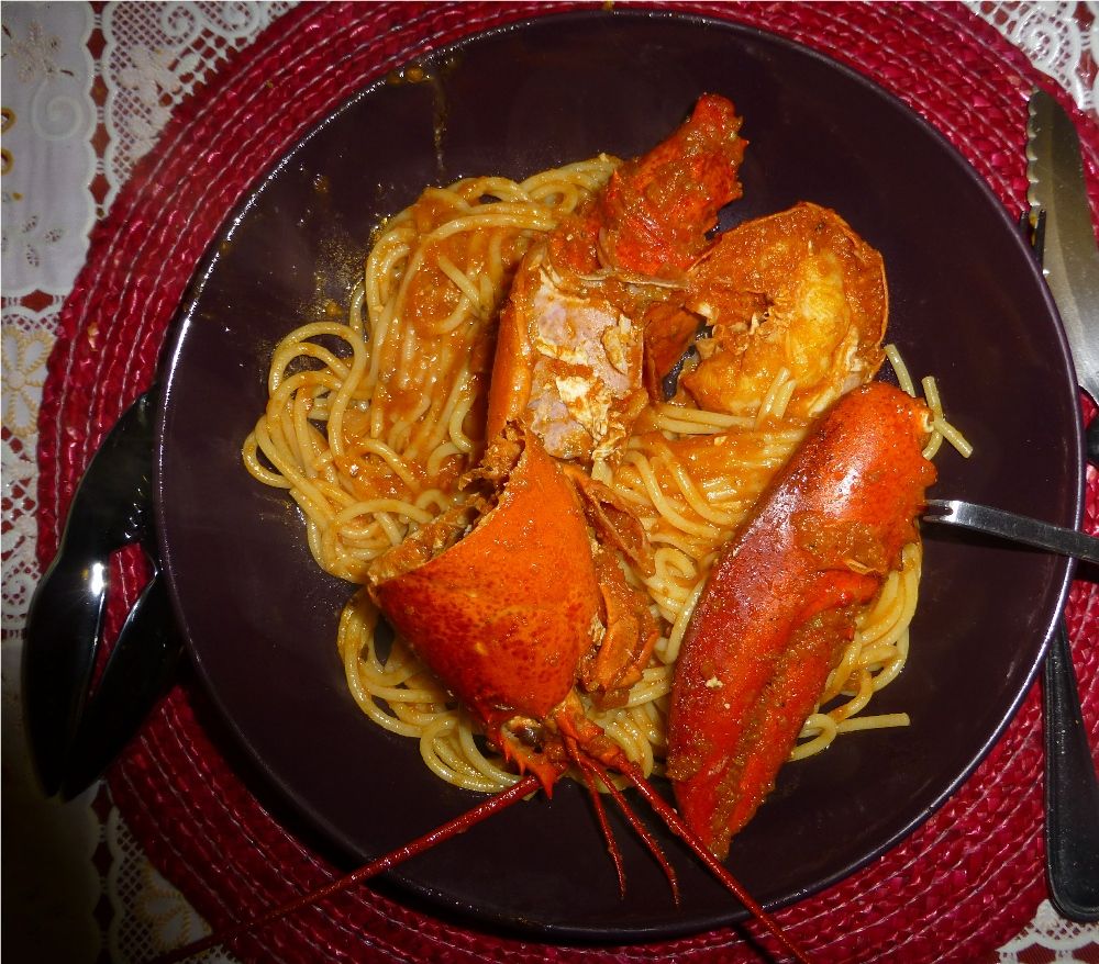 Spaghetti with Lobster Sauce