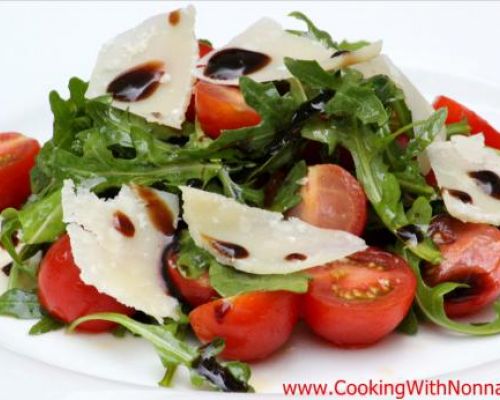 Arugula and Tomatoes Salad