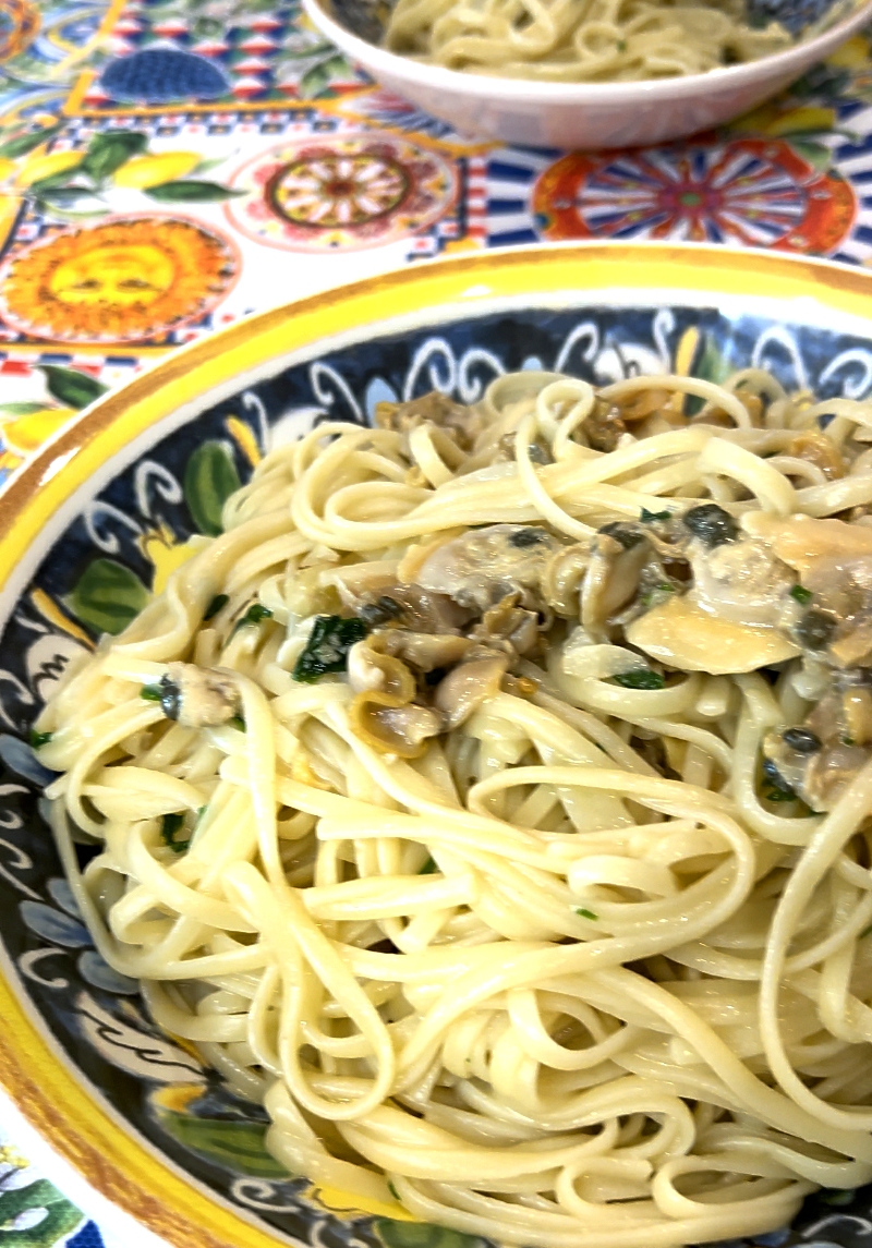 Linguine with Clams by Nonno Vito Linguine with Clams by Nonno Vito