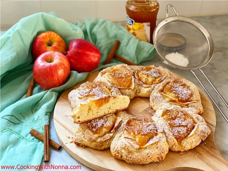 Apple & Jam Pull Apart Cake