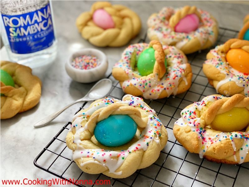 Sambuca Glazed Easter Bread Baskets