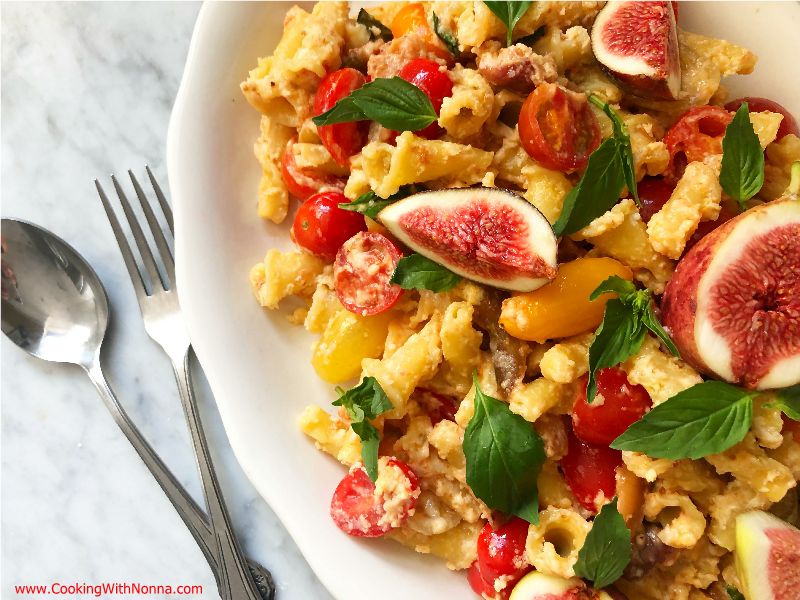 Pasta Salad with Figs and Heirloom Tomatoes Pasta Salad with Figs and Heirloom Tomatoes