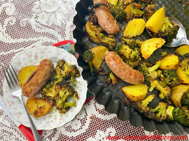 Roasted Sausage with Broccoli & Potatoes-image