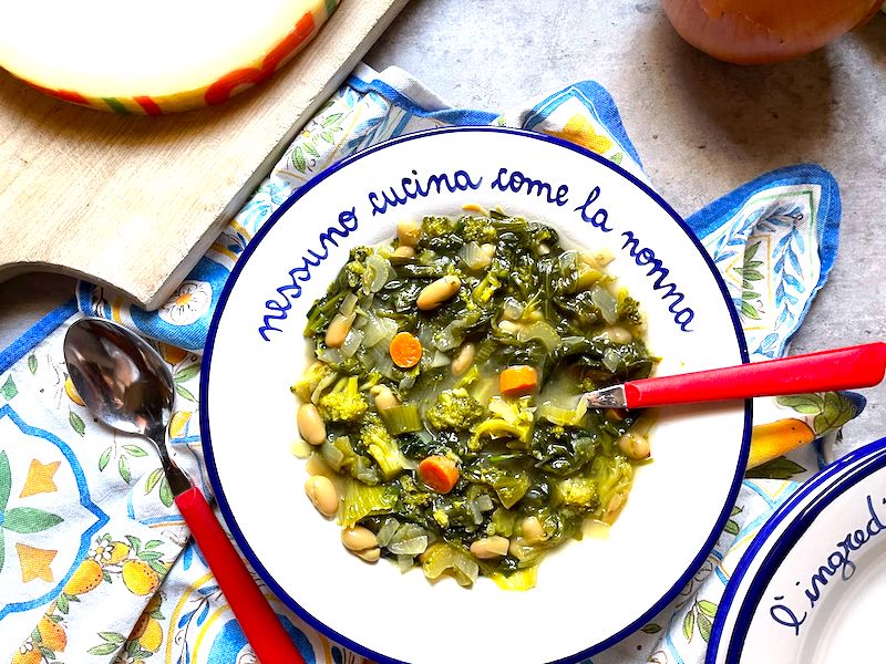 Green Goddess & Beans Soup 