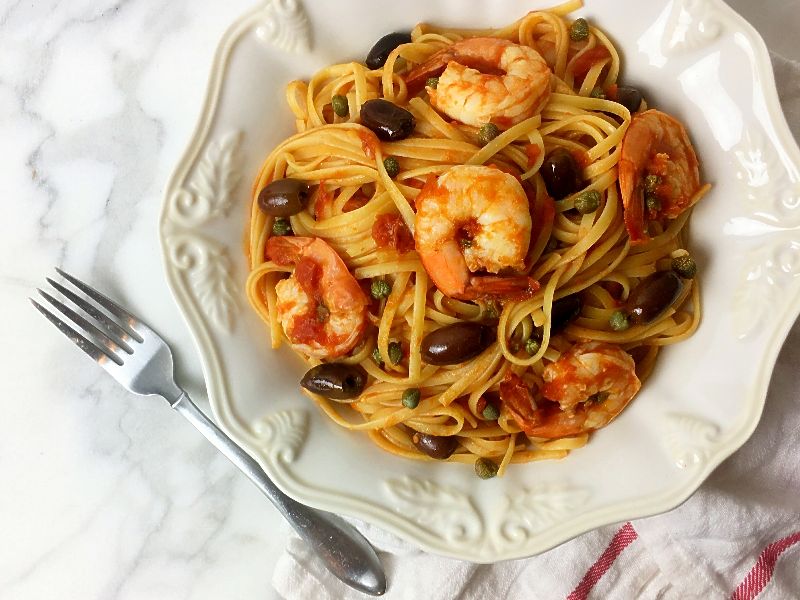 Linguine with Shrimp and Olives