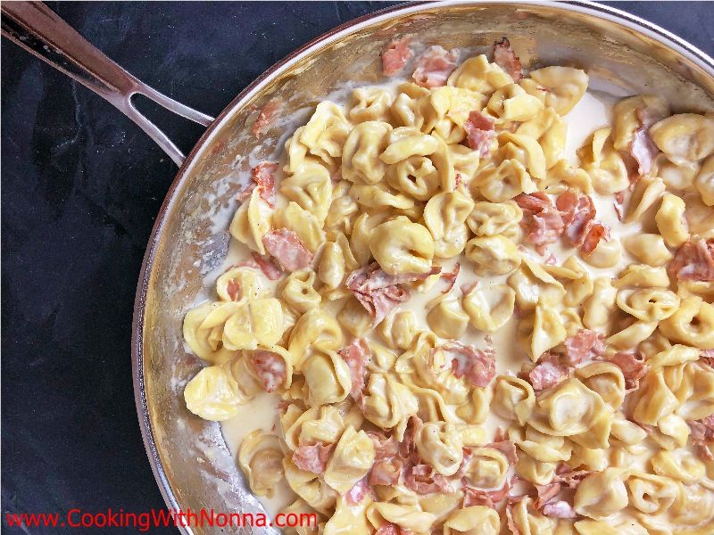 Tortellini with Ham and Cream