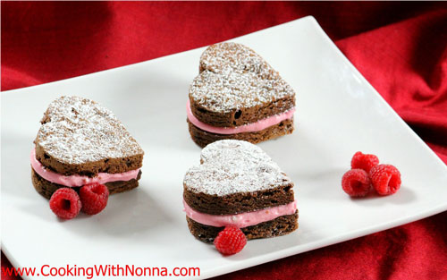40 Delicious Valentine's Day Desserts You'll Fall in Love With